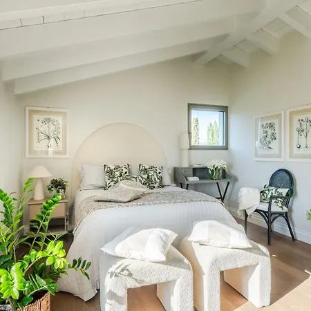 Contemporary With Pool Villa Orentano
