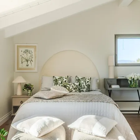 Contemporary With Pool Villa Orentano